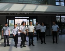 <b>山西省民營經(jīng)濟(jì)發(fā)展局樊偉強(qiáng)局長(zhǎng)、運(yùn)城經(jīng)濟(jì)技術(shù)開發(fā)區(qū)副主任魯若鵬一行蒞臨</b>